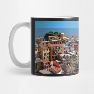 View on the cliff town of Manarola, one of the colorful Cinque Terre on the Italian west coast Mug